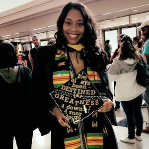 Meet your Posher, Maxine